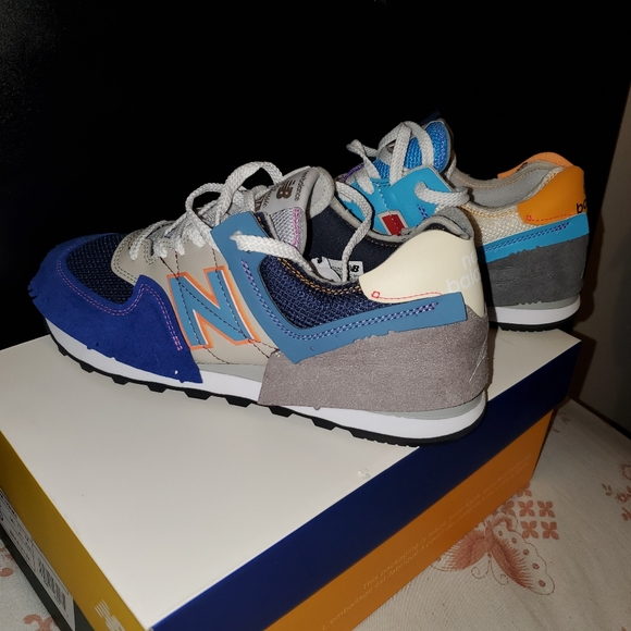 New Balance 574 size 8 - Picture 4 of 8